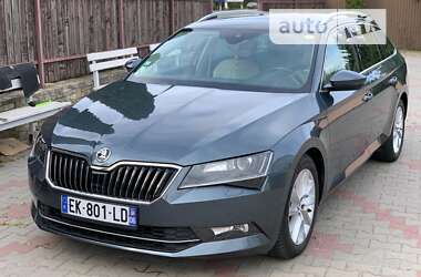 Універсал Skoda Superb 2017 в Хмельницькому