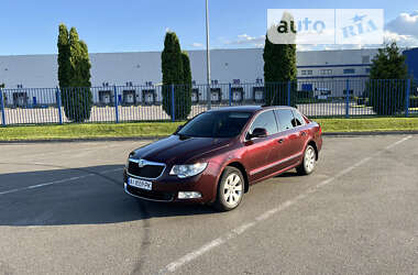 Лифтбек Skoda Superb 2009 в Киеве