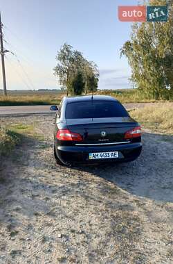 Лифтбек Skoda Superb 2009 в 