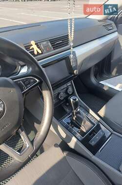 Универсал Skoda Superb 2016 в 