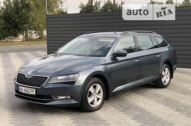 Універсал Skoda Superb 2016 в Києві