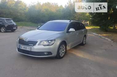 Універсал Skoda Superb 2013 в Рівному