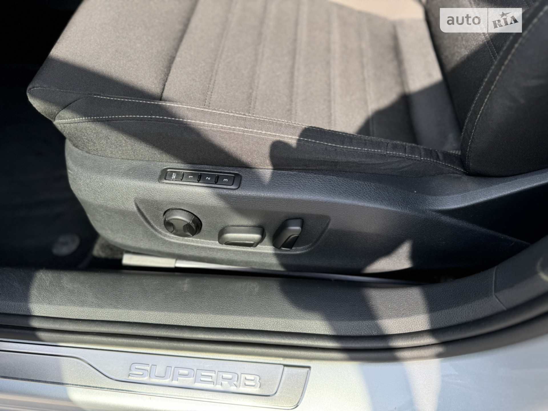 2019 Skoda Superb - мініатюра 19