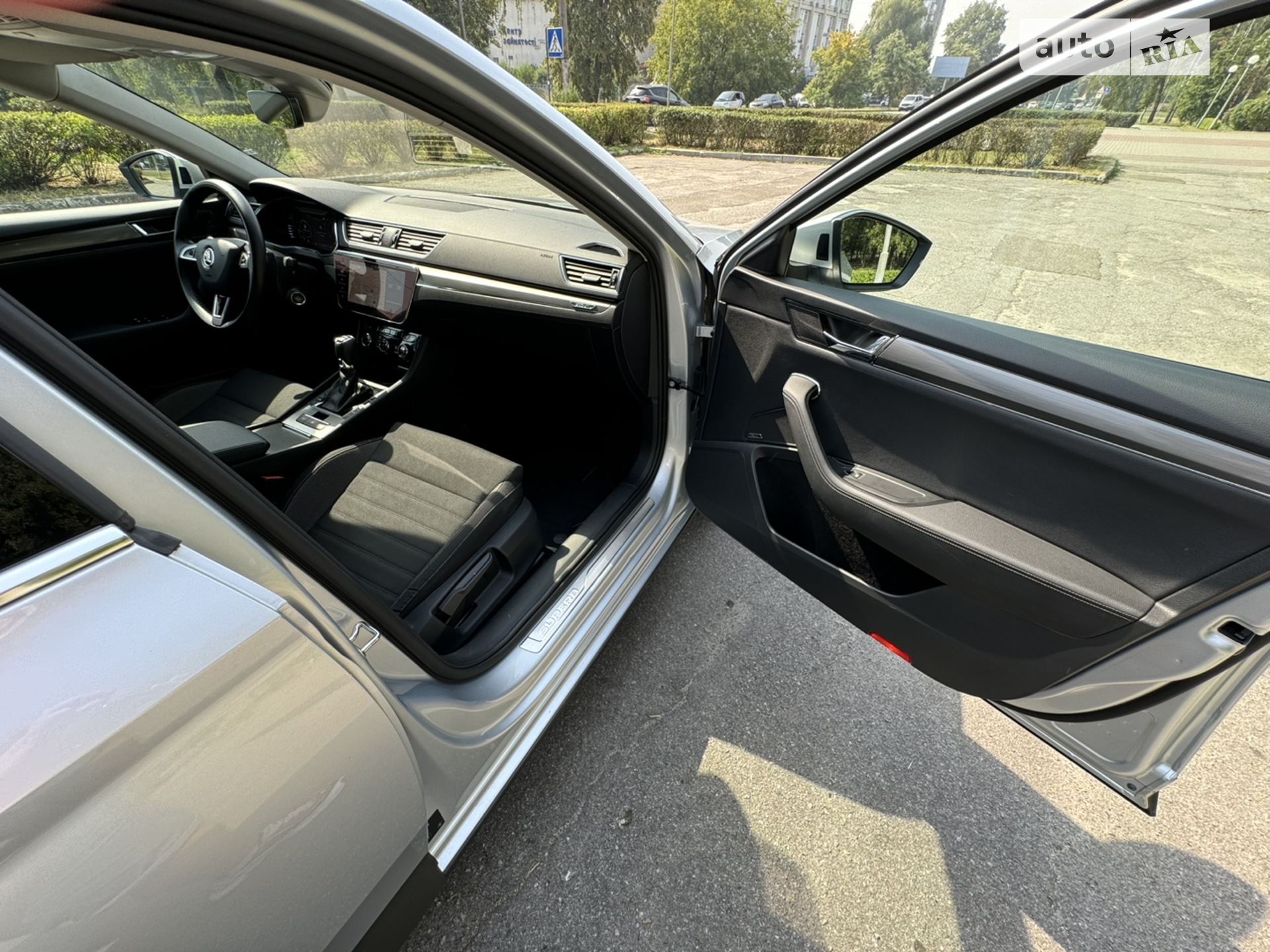2019 Skoda Superb - мініатюра 40