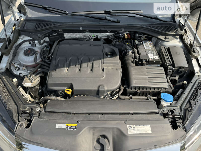 Универсал Skoda Superb 2019 в Киеве