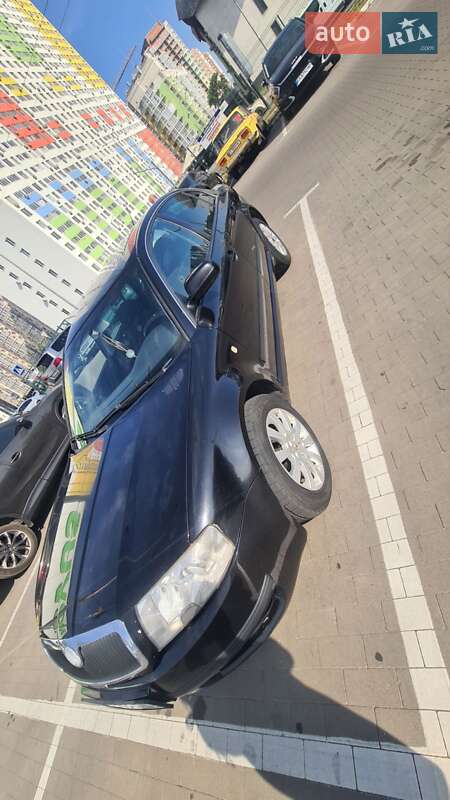Ліфтбек Skoda Superb 2004 в Броварах