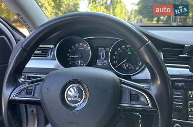 Лифтбек Skoda Superb 2013 в Умани