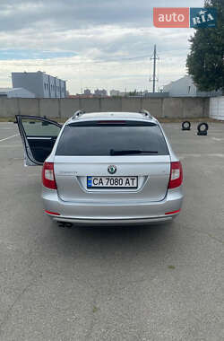 Универсал Skoda Superb 2012 в 
