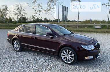 Лифтбек Skoda Superb 2010 в Коломые