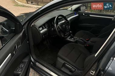 Лифтбек Skoda Superb 2013 в 