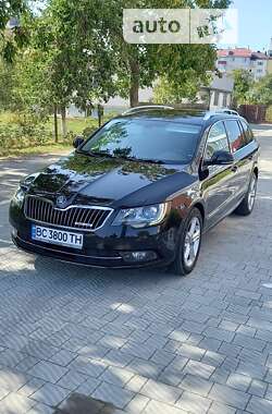 Универсал Skoda Superb 2013 в Стрые