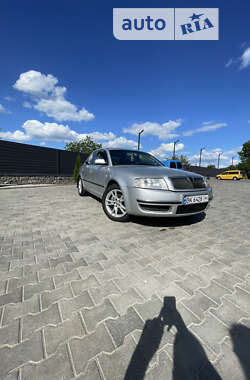 Ліфтбек Skoda Superb 2002 в Запоріжжі