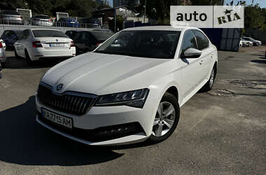 Лифтбек Skoda Superb 2020 в Киеве