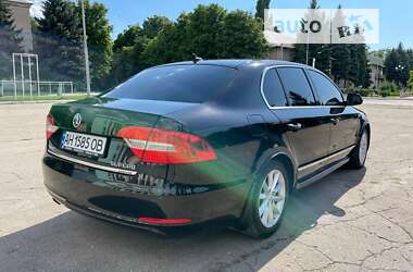 Лифтбек Skoda Superb 2013 в Днепре