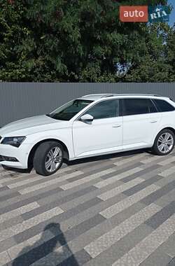 Универсал Skoda Superb 2016 в Ужгороде