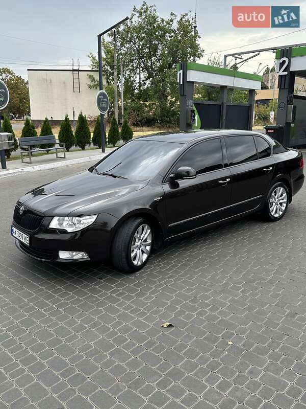 Лифтбек Skoda Superb 2013 в Харькове