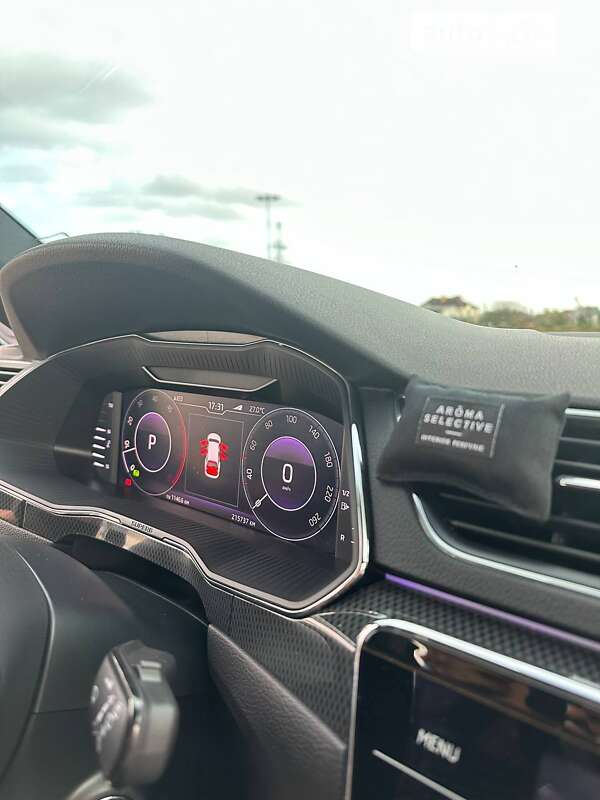 Универсал Skoda Superb 2018 в Николаеве