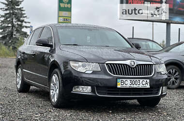 Лифтбек Skoda Superb 2012 в Львове