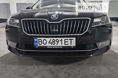 Лифтбек Skoda Superb 2018 в 