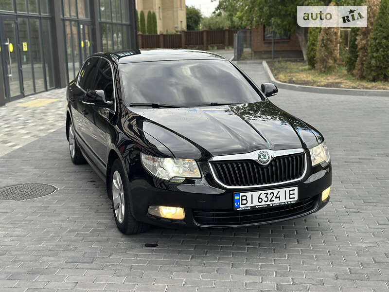 Лифтбек Skoda Superb 2012 в Полтаве