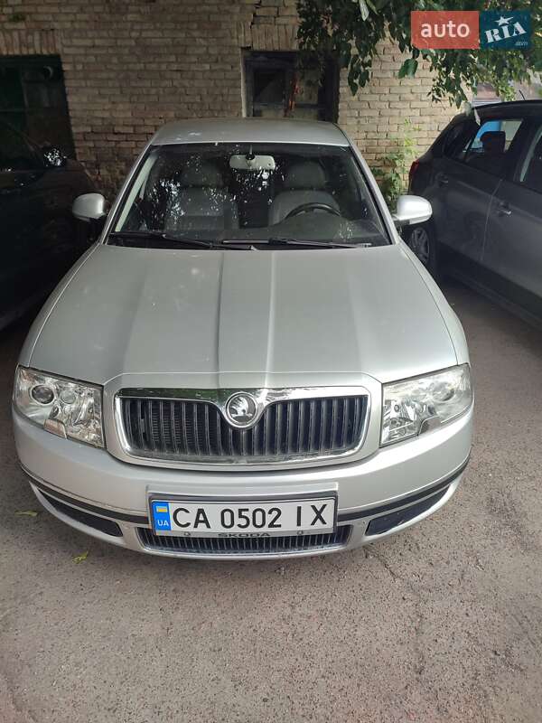 Лифтбек Skoda Superb 2007 в Черкассах