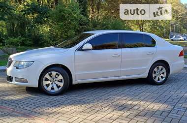 Ліфтбек Skoda Superb 2012 в Дрогобичі