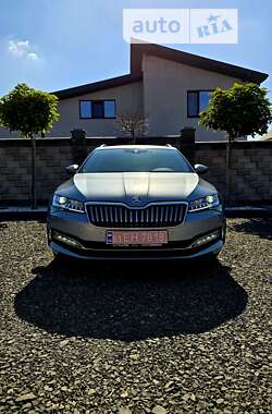 Универсал Skoda Superb 2020 в Луцке