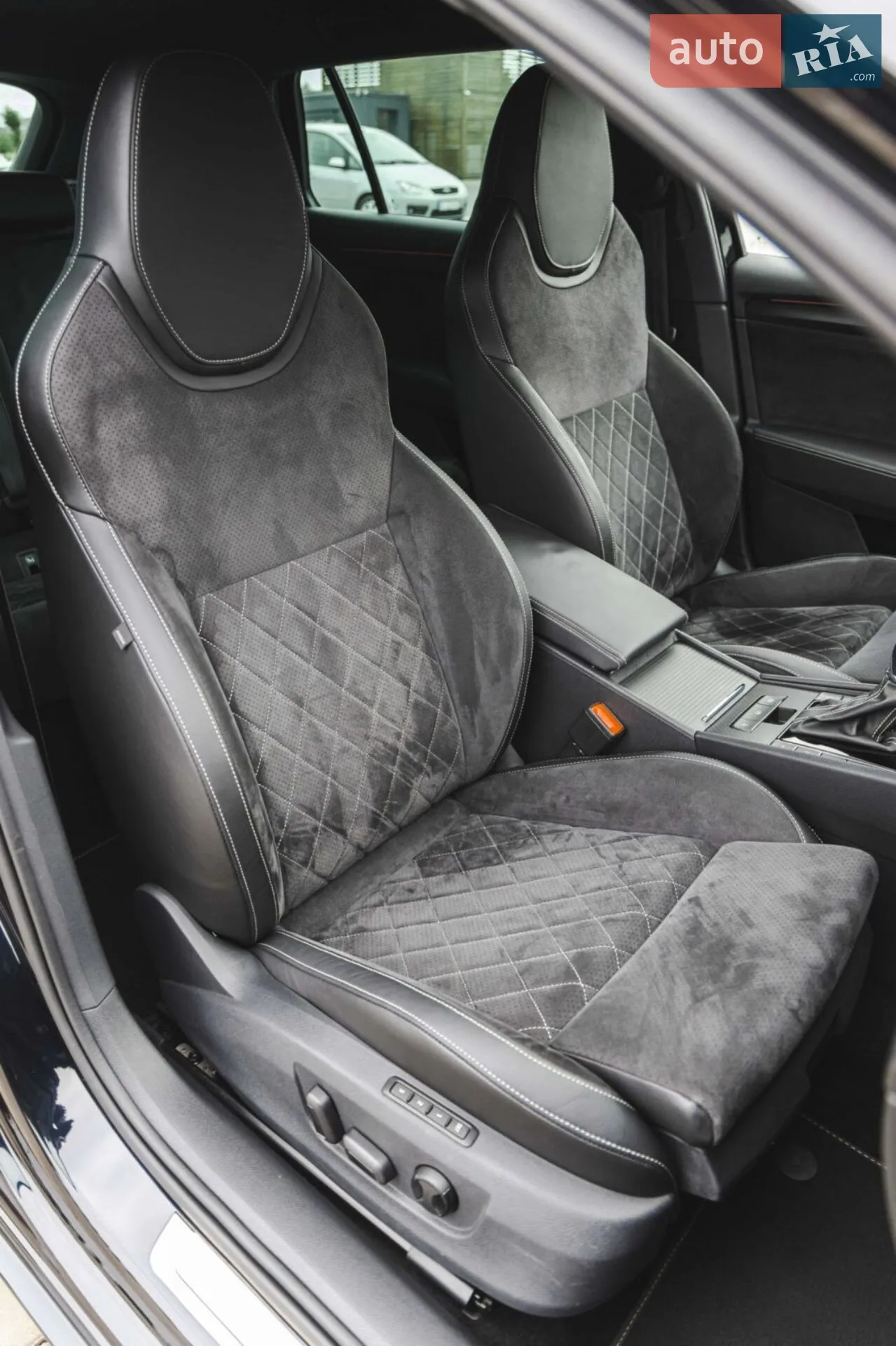 2020 Skoda Superb - мініатюра 37