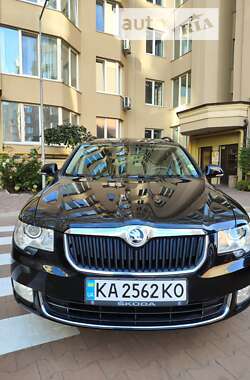 Универсал Skoda Superb 2013 в Киеве