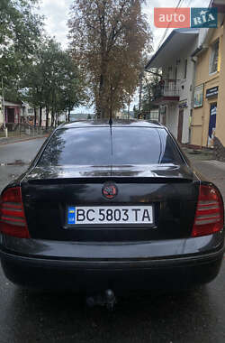 Лифтбек Skoda Superb 2005 в Николаеве