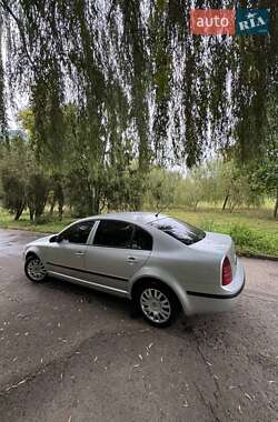 Лифтбек Skoda Superb 2007 в 