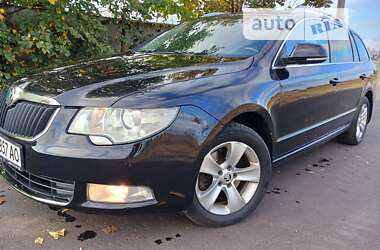 Универсал Skoda Superb 2010 в Киеве