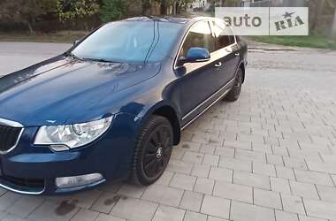 Лифтбек Skoda Superb 2008 в Тячеве