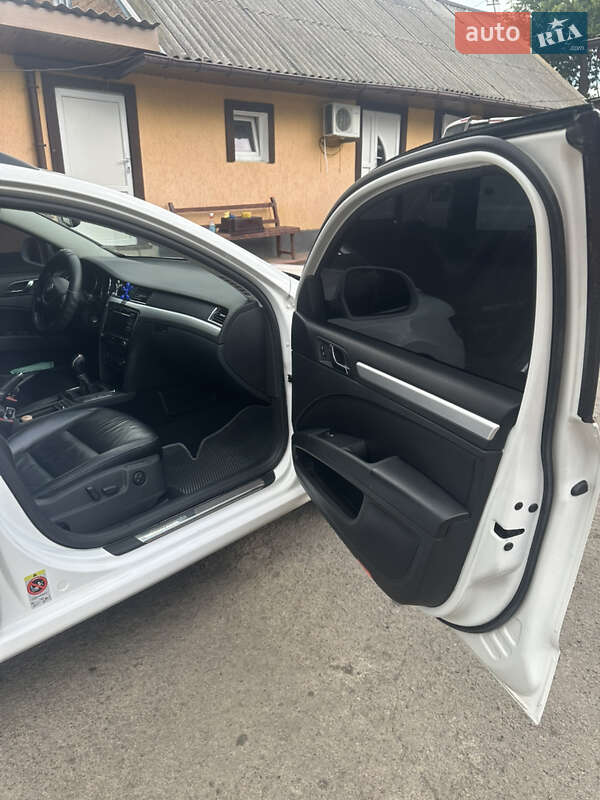Универсал Skoda Superb 2010 в Виннице
