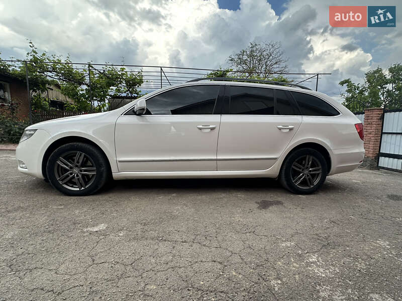 Универсал Skoda Superb 2010 в Виннице