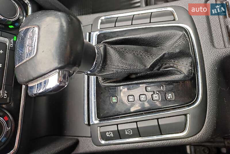 Ліфтбек Skoda Superb 2010 в Дніпрі