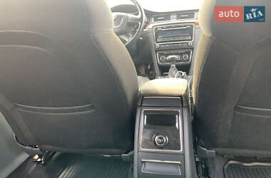 Лифтбек Skoda Superb 2012 в 