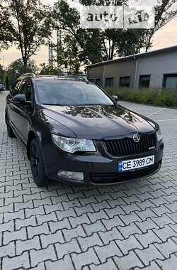 Универсал Skoda Superb 2011 в Подволочиске