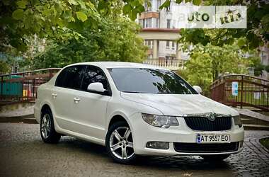 Лифтбек Skoda Superb 2011 в Ивано-Франковске