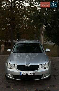 Универсал Skoda Superb 2012 в 