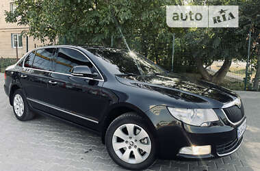 Лифтбек Skoda Superb 2010 в Полтаве