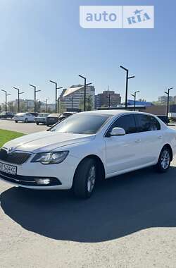 Лифтбек Skoda Superb 2013 в Днепре