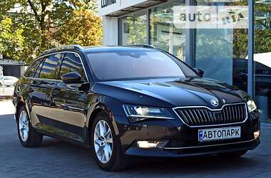 Универсал Skoda Superb 2017 в Днепре