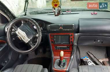 Лифтбек Skoda Superb 2002 в 