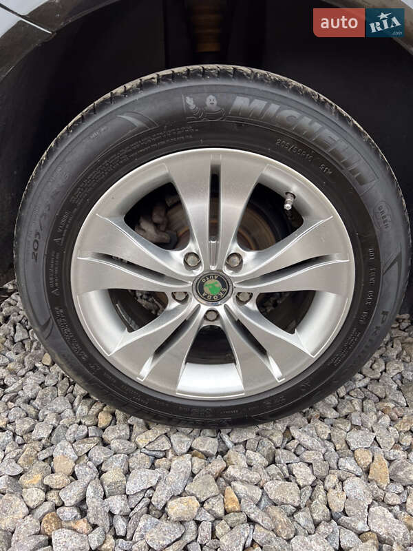 Лифтбек Skoda Superb 2006 в Виннице