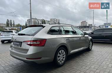 Універсал Skoda Superb 2016 в Києві