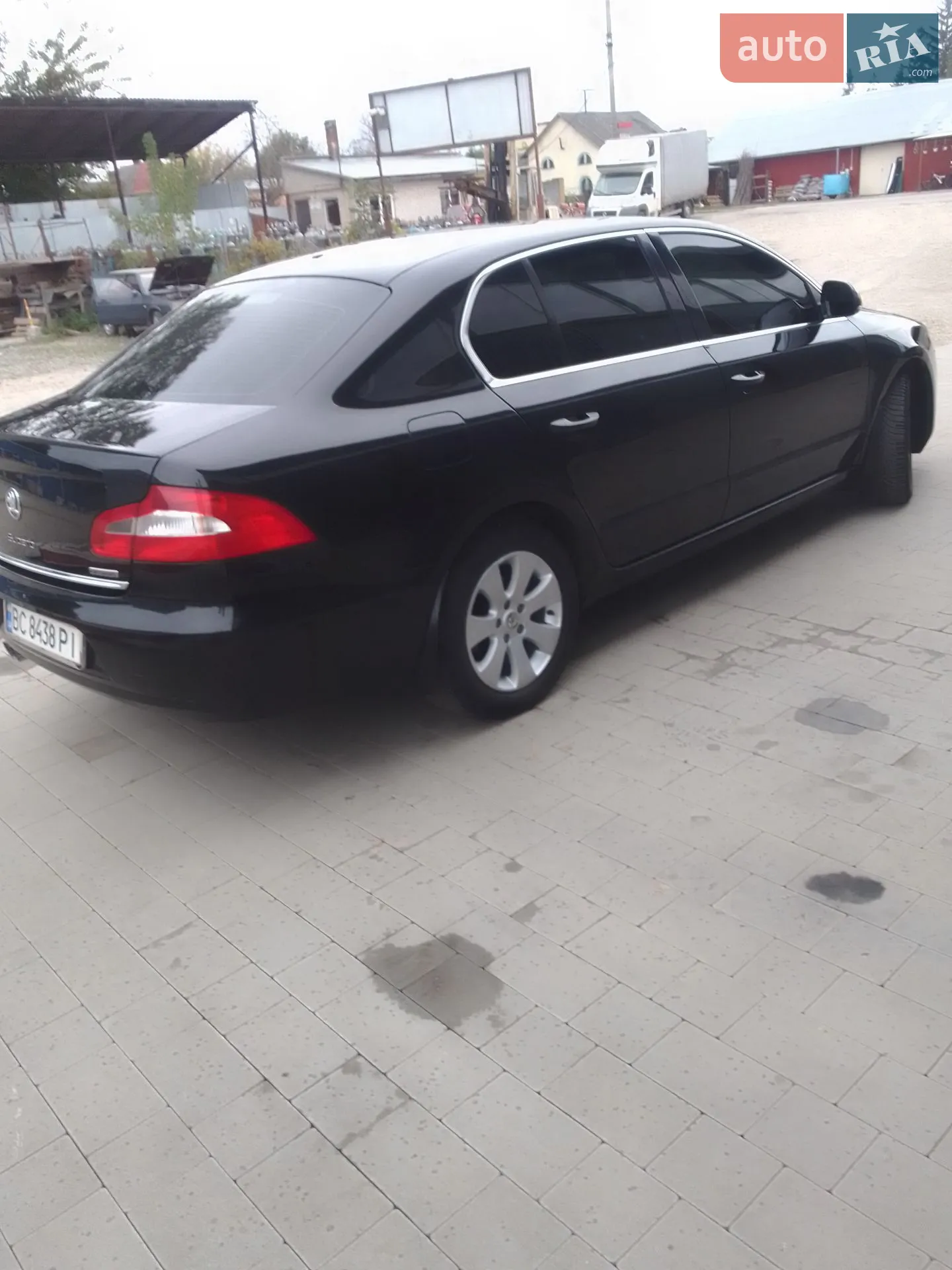 Skoda Superb 2011 VIN TMBAJ73T3C9036183 фото оголошення 4 з 11