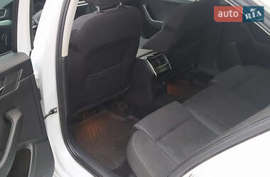 Лифтбек Skoda Superb 2017 в 