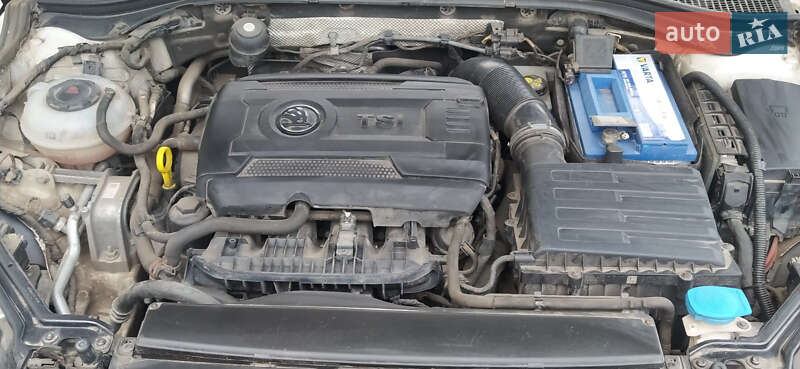 Лифтбек Skoda Superb 2017 в Карловке