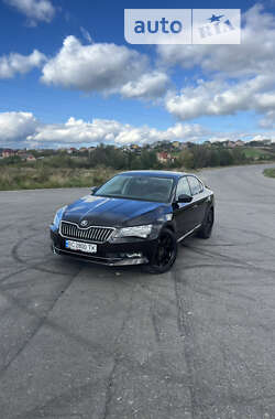 Лифтбек Skoda Superb 2016 в Дрогобыче